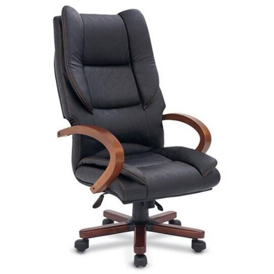 Oscar Elıte Müdür Koltuğu